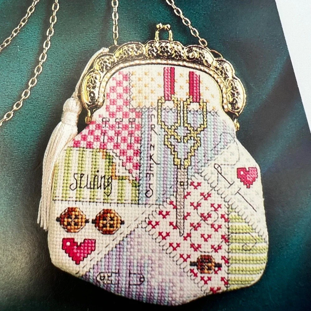 American School of Needlework Little Cross Stitch Purses Book Barbara Baatz 3739